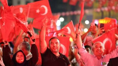 Şanlıurfa'da, 15 Temmuz Demokrasi ve Milli Birlik Günü'nün 10. yılı