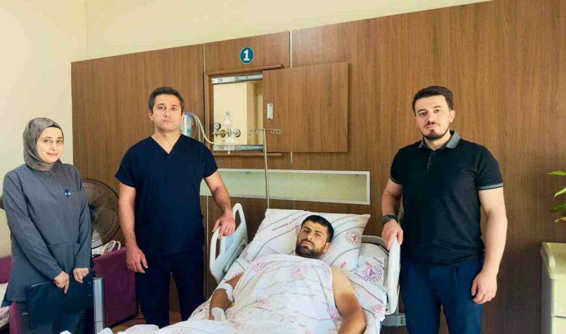 Siirt’te çalıştığı sırada beton mikserine bacağını kaptırarak ağır yaralanan 35