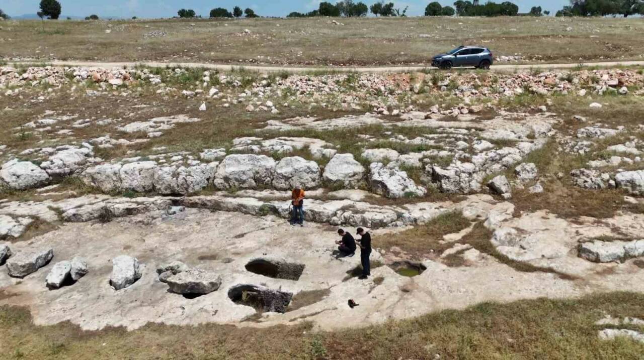 Şırnak’ın İdil ilçesinde Roma dönemine ait olduğu değerlendirilen yaklaşık 2