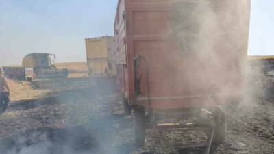 Şırnak’ın Cizre ilçesinde uyuduğu sırada çıkan anız yangınının ortasında kalan