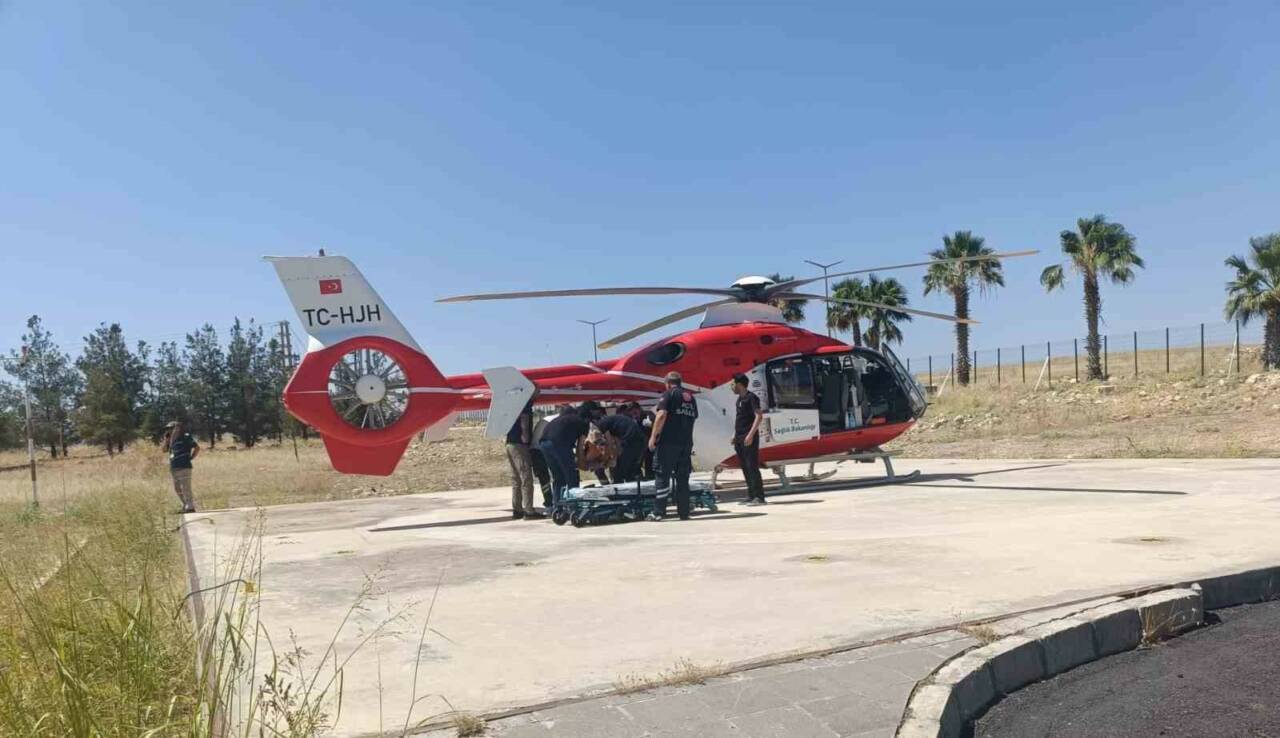 Şırnak’ta yaralanan şahıs ambulans helikopterle Şanlıurfa’ya getirildi