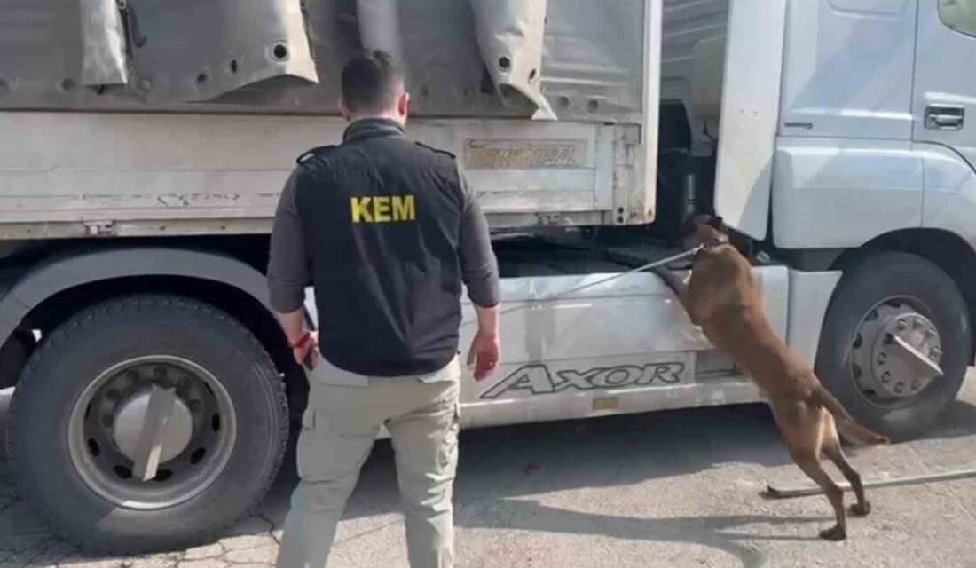 Şırnak’ta güvenlik güçlerinin uyuşturucu kaçakçılarına yönelik yürüttüğü operasyonlarda, toplam 90
