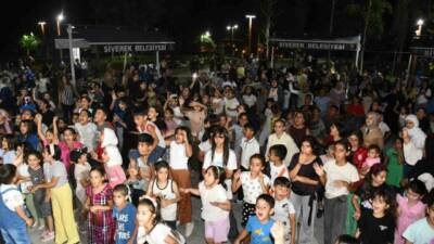 Siverek ilçesinde düzenlenen Çocuk ve Spor Karnavalı, yoğun katılımla gerçekleştirildi