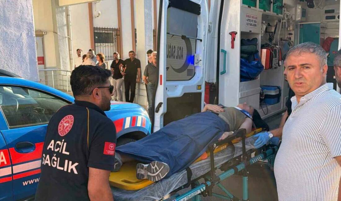 Adıyaman’ın Kahta ilçesinde tur minibüsünün şarampole devrilmesi sonucu meydana gelen