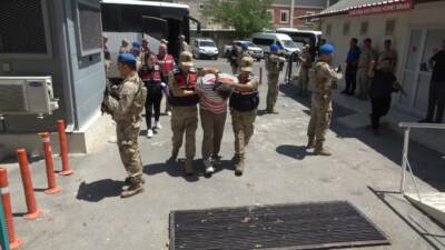 Şanlıurfa’da altın sevkiyatı yapan araca yönelik gerçekleştirilen silahlı gasp olayına