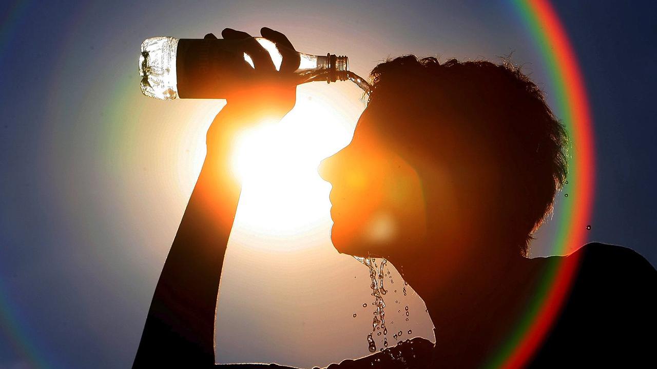 Besni’de etkili olan sıcak hava bugün de devam edecek. Güne