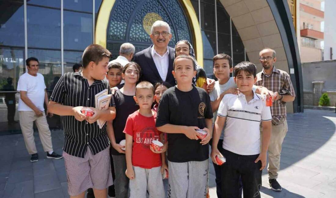Adıyaman’ın Kahta ilçe Belediye Başkanı Mehmet Can Hallaç, gönül belediyeciliği