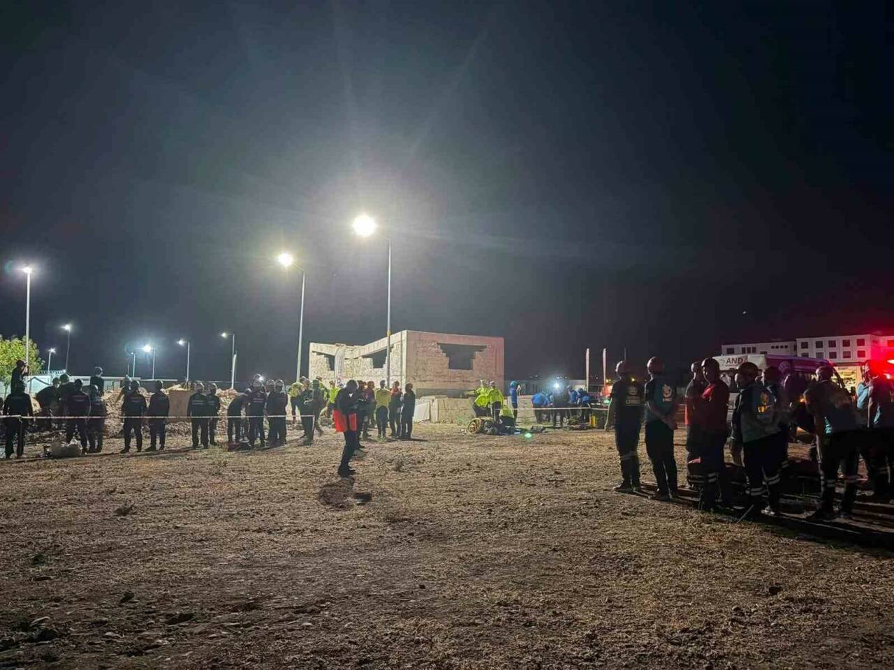 Batman’da, 17 Ağustos 1999 Marmara Depremi’nin yıl dönümü dolayısıyla, afet
