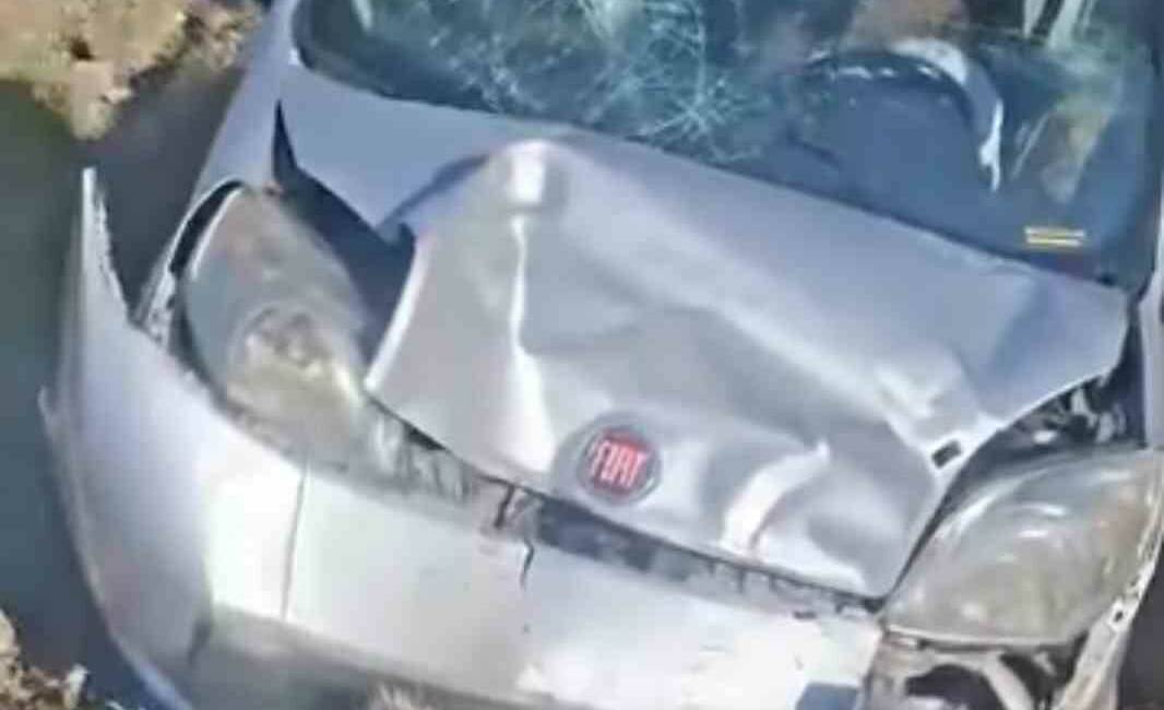 Siirt’in Baykan ilçesinde meydana gelen trafik kazasında takla atan hafif