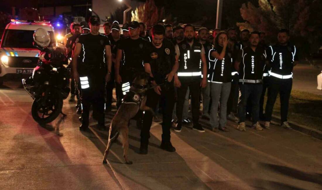 Şırnak’ın Cizre ilçesinde 400 polisin katılımıyla geniş çaplı asayiş, narkotik,