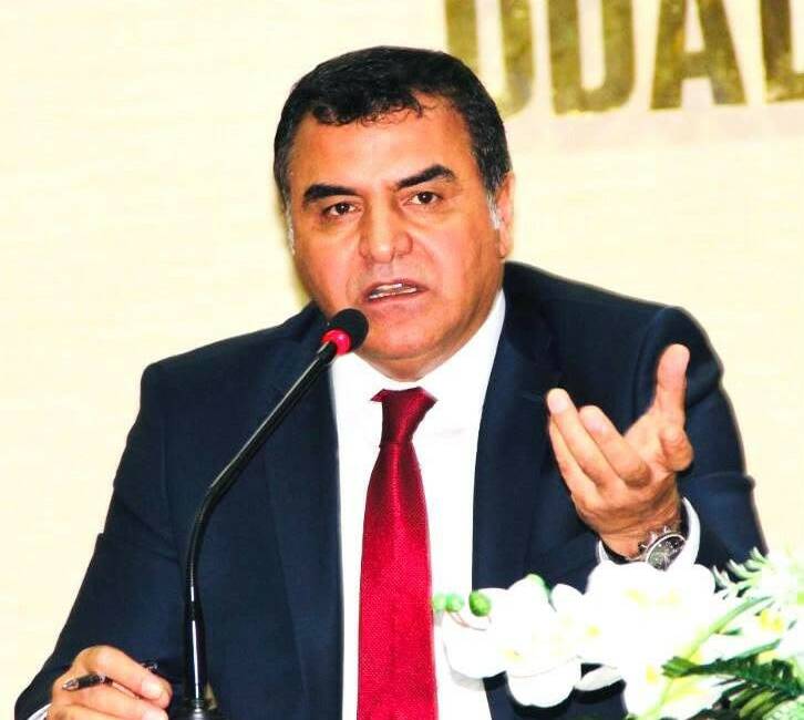 DESOB Başkanı Ebedinoğlu: “Geçici ticaret uğruna kalıcı esnafımızı kaybetmeyelim” Diyarbakır Esnaf ve Sanatkarlar Odaları Birliği (DESOB) Başkanı ve Türkiye
