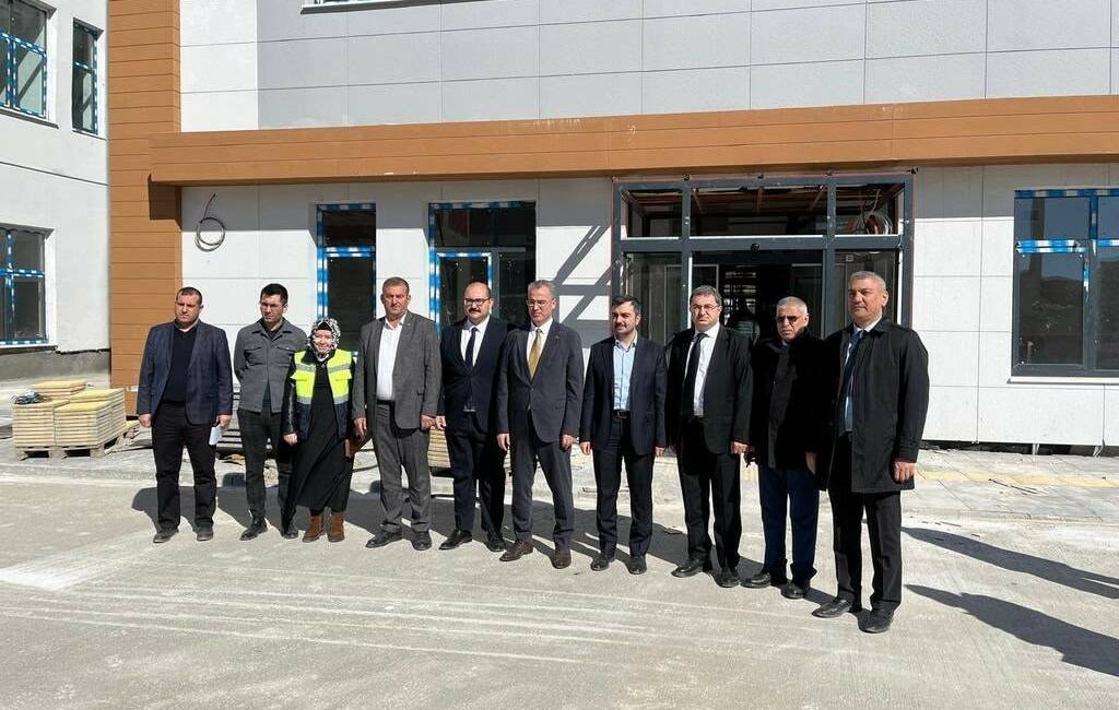 Diyarbakır’da, Dicle Devlet Hastanesine taşıma işlemleri büyük ölçüde tamamlandı.