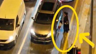 Kavşaklar, yollar ve işletmelerin önünde dilencilik-satıcılık yaparak vatandaşları rahatsız eden,