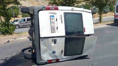Diyarbakır’ın Silvan ilçesi Yüksek Mahallesi mevkiinde meydana gelen trafik kazasında