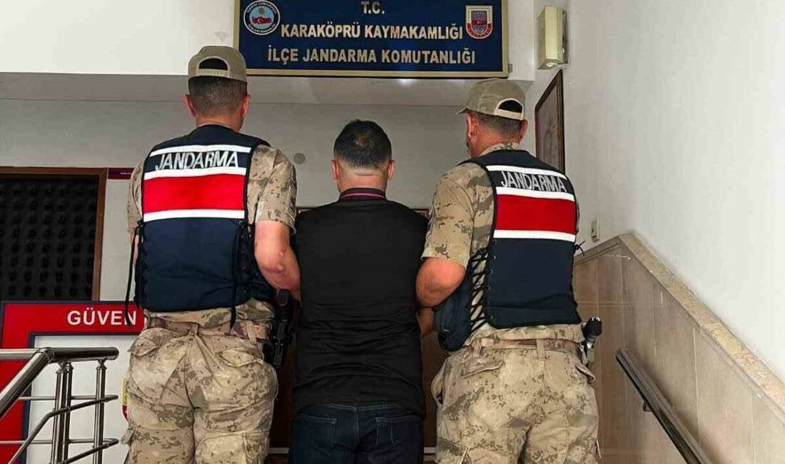 Dolandırıcılık suçundan aranan şahıs yakalandı Şanlıurfa’nın Karaköprü ilçesinde dolandırıcılık suçundan kesinleşmiş 15 yıl 6 ay