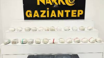 Gaziantep’te bir tırın dorsesi ile başka bir tırın yakıt deposuna