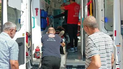 Adıyaman’ın Gölbaşı ilçesinde otomobil ile motosikletin çarpışması sonucu meydana gelen
