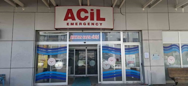 Adıyaman’ın Gölbaşı ilçesinde motosikletin takla atması sonucu 2 kişi yaralandı.