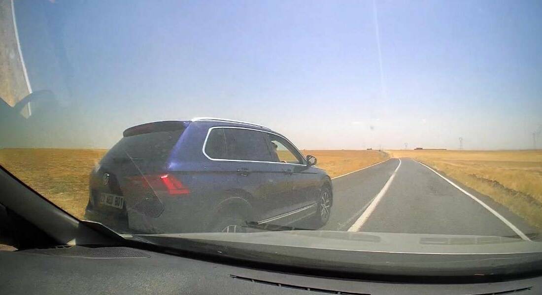 Diyarbakır’ın merkez Sur ilçesinde haber takibi yapan İHA muhabirini taciz