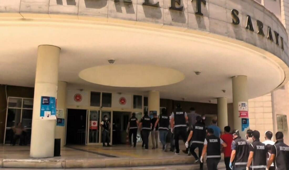 Şanlıurfa’nın Halfeti ilçesinde belediyenin önceki dönem yönetimine yönelik "yolsuzluk" ve