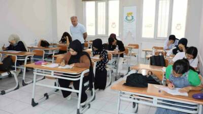Haliliye Belediyesi’nin gençlerin eğitim hayatına yönelik sürdürdüğü destekler, üniversite sınav