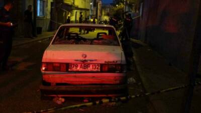 Kilis'te husumetli iki aile arasında çıkan kavgada, bir kişi otomobiliyle