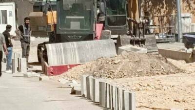 Adıyaman’ın Gölbaşı ilçesinde silindirin çarptığı işçi yaralandı.