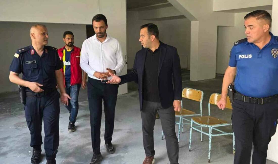 Adıyaman’ın Gölbaşı ilçesinde Kaymakam Kadir Algın, Gençlik Merkezini ziyaret ederek