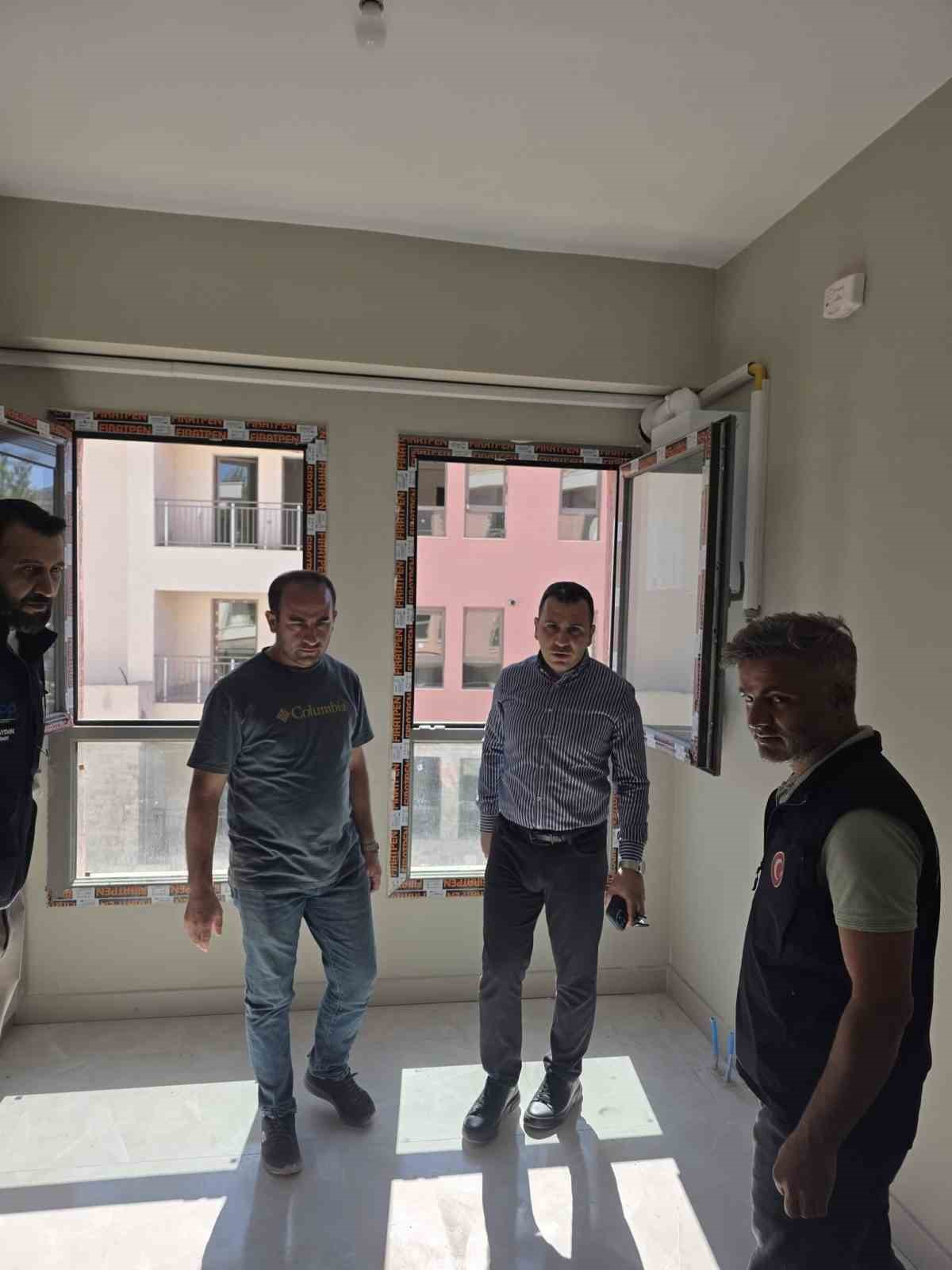 Adıyaman’ın Gölbaşı Kaymakamı Kadir Algın, ilçede rezerv alanında yürütülen çalışmaları