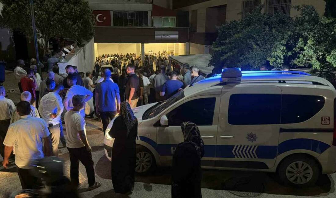 Adıyaman’ın Esentepe Mahallesi’nde bir kişi, komşusu tarafından silahlı saldırıya uğrayarak