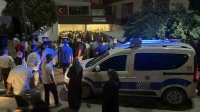 Adıyaman’ın Esentepe Mahallesi’nde bir kişi, komşusu tarafından silahlı saldırıya uğrayarak