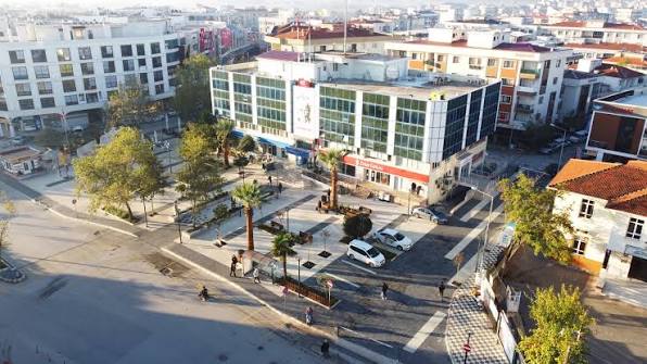 İzmir Cumhuriyet Başsavcılığı tarafından Menderes Belediyesi’ne yönelik yürütülen soruşturma kapsamında,