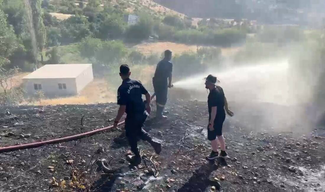 Adıyaman’ın Sincik ilçesinde meydana gelen örtü yangını yapılan çalışmalar sonucu