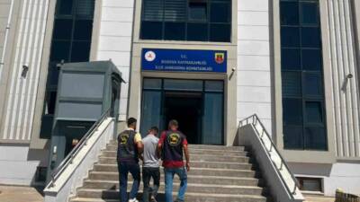 Şanlıurfa’nın Bozova ilçesinde, hakkında 6 yıl kesinleşmiş hapis cezası bulunan