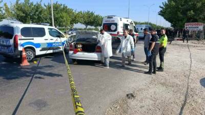 Şanlıurfa’nın Eyyübiye ilçesinde seyir halindeki otomobile düzenlenen silahlı saldırıda 1