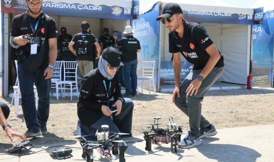 Siirt Havalimanı, gençlerin geliştirdiği insansız hava araçlarının kıyasıya mücadelesine ev