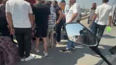 Siirt’in Kurtalan ilçesinde yolun karşısına geçmeye çalışan çocuğa yolcu otobüsü