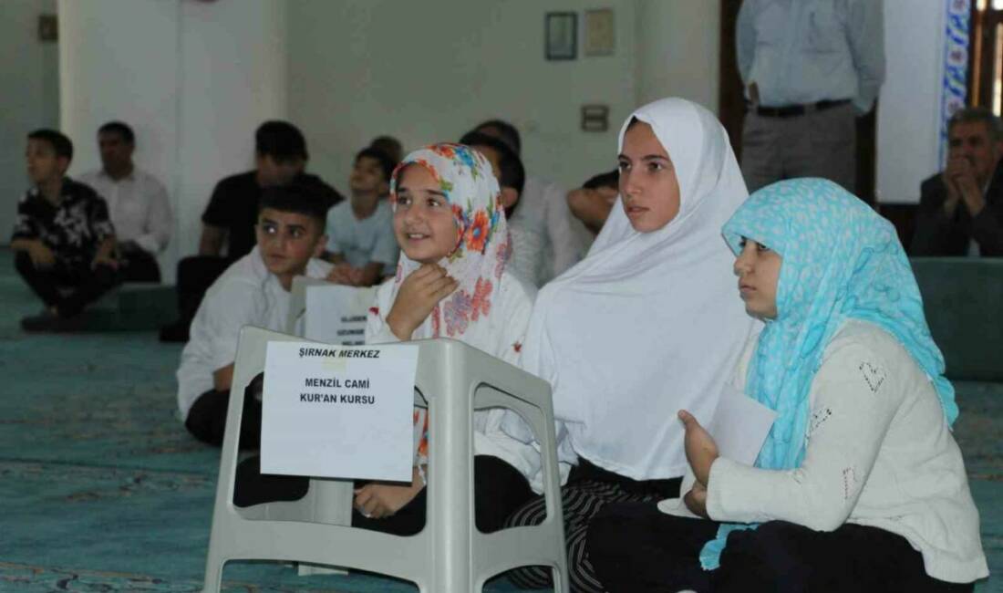 Şırnak’ta Yaz Kur’an Kurslarında final coşkusu: Şampiyonlara mükafatları verildi Yaz dönemi kurslarında Kur’an-ı kerim öğrenen gençler, kapanış programı ve