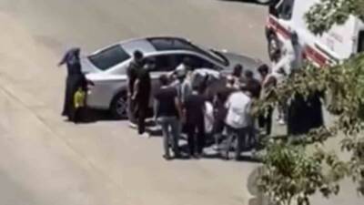 Şanlıurfa’nın Siverek ilçesinde otomobil ile motosikletin çarpışması sonucu meydana gelen