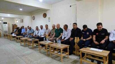 Adıyaman Valisi Abdullah Küçük, beraberindeki kurum amirleriyle birlikte merkeze bağlı