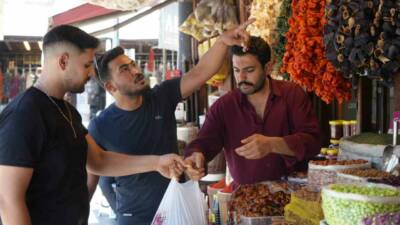 Gaziantep’te etkisini sürdüren bunaltıcı sıcaklar nedeniyle uzun süre klima altında